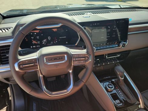 New 2026 GMC Canyon Denali image 14