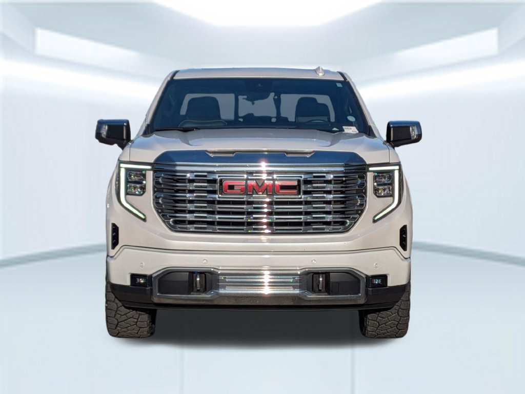 Used 2024 GMC Sierra 1500 Denali w/ Denali Reserve Package AWD/4WD image 10
