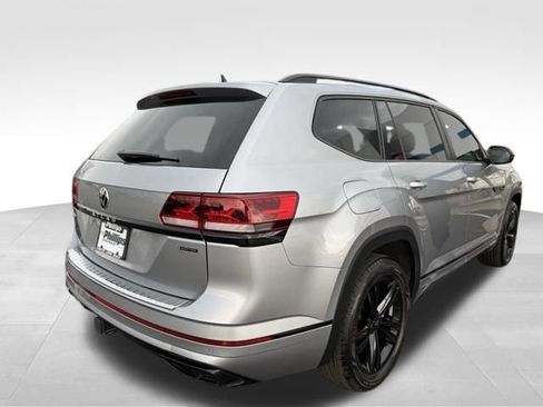 Used 2023 Volkswagen Atlas SEL R-Line image 12