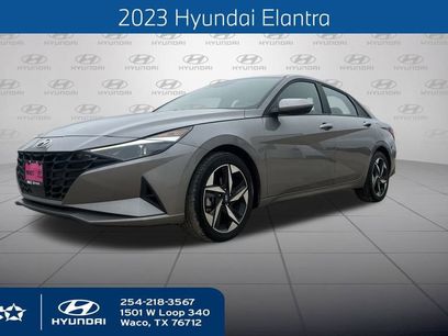 Used 2023 Hyundai Elantra SEL w/ Convenience Package