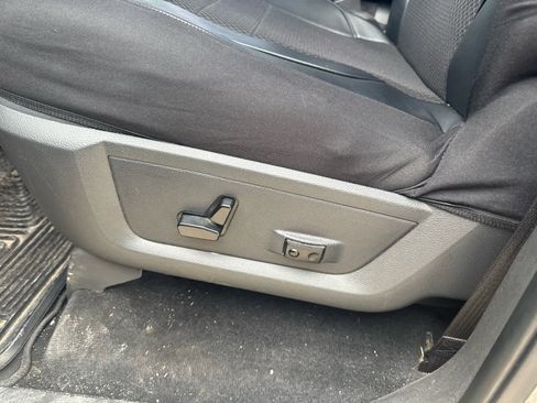 Used 2011 RAM 1500 Big Horn RWD image 11