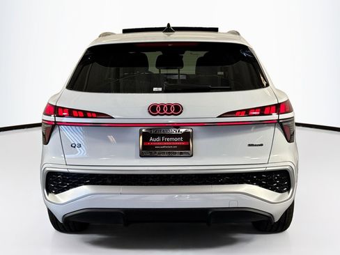 New 2026 Audi Q3 quattro 2.0T image 6