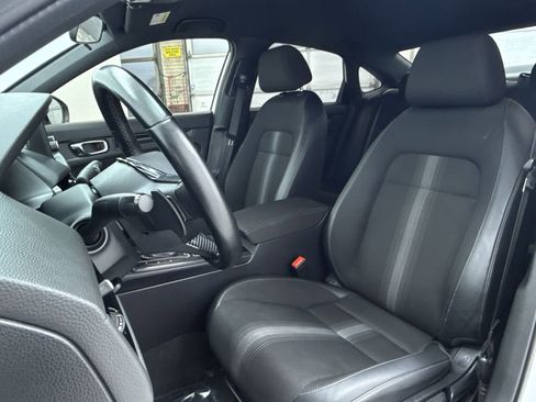 Used 2023 Honda Civic Sport image 10