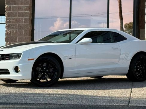 Used 2010 Chevrolet Camaro SS w/ RS Package RWD image 3