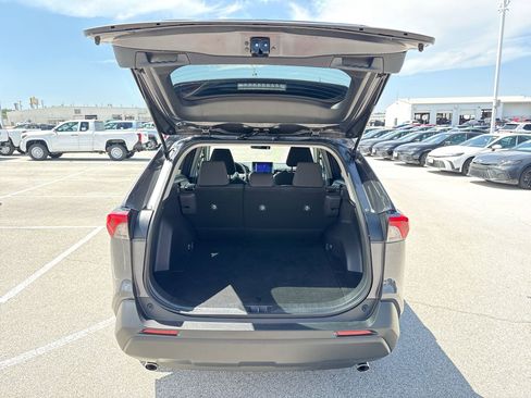 Certified 2025 Toyota RAV4 LE FWD image 19