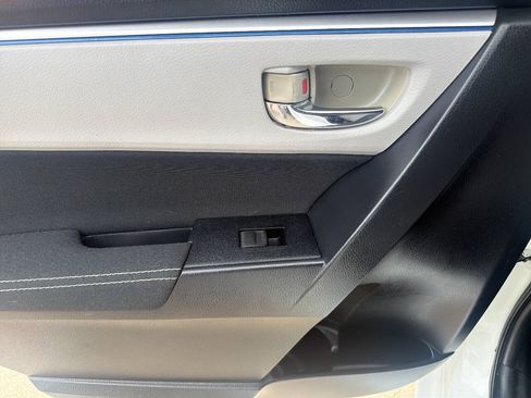 Used 2014 Toyota Corolla LE w/ Protection Package FWD image 23