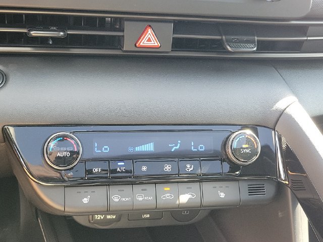 Used 2026 Hyundai Elantra SEL Sport Premium FWD image 13