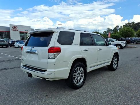 Used 2011 Toyota 4Runner Limited AWD/4WD image 4