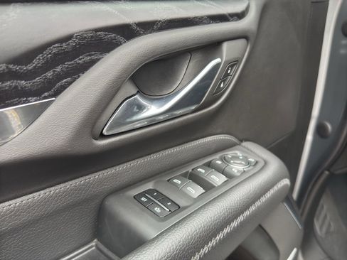 Used 2023 GMC Yukon Denali image 19