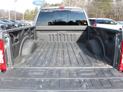 Used 2022 Ford F250 Lariat image 13