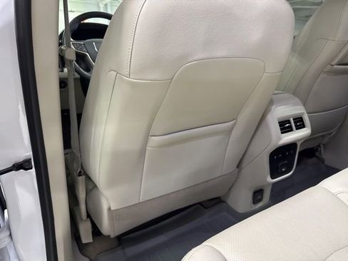 Used 2024 GMC Terrain Denali w/ Denali Premium Package image 26