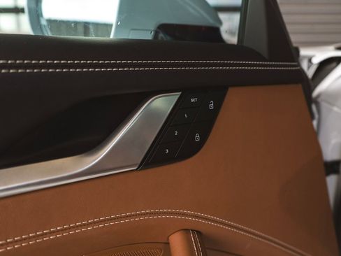 Used 2024 Porsche 911 Turbo S image 33