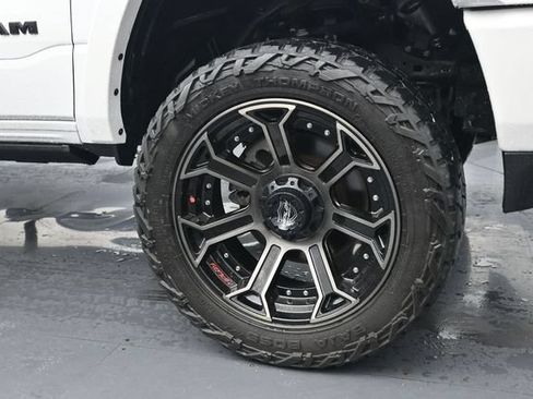 Used 2022 RAM 1500 Laramie RWD image 36