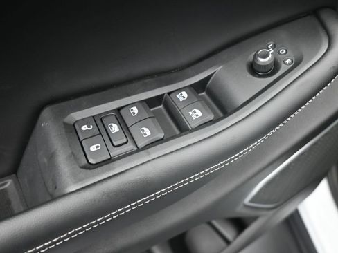 New 2026 Jeep Grand Cherokee L Limited image 13