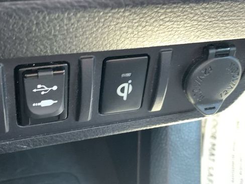 Used 2017 Toyota Tacoma TRD Pro AWD/4WD image 26