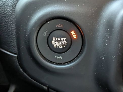 Used 2021 Jeep Wrangler Unlimited Rubicon AWD/4WD image 30