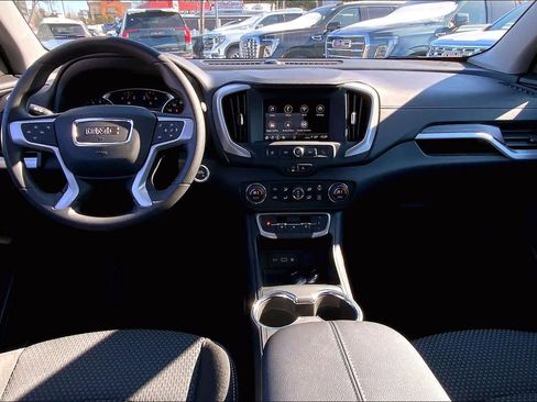 Used 2023 GMC Terrain SLE w/ Driver Convenience Package image 14