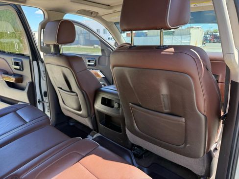 Used 2014 Chevrolet Silverado 1500 High Country w/ High Country Premium Package AWD/4WD image 22