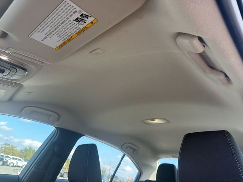 Used 2025 Toyota Corolla LE image 23