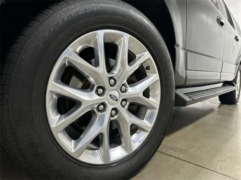 Used 2016 Ford Expedition EL Limited image 27