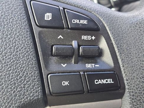 Used 2020 Hyundai Tucson SE AWD/4WD image 30