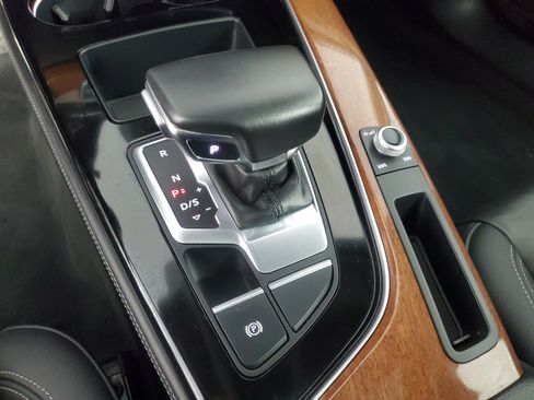 Used 2020 Audi A4 2.0T Premium Plus w/ Premium Plus Package FWD image 17