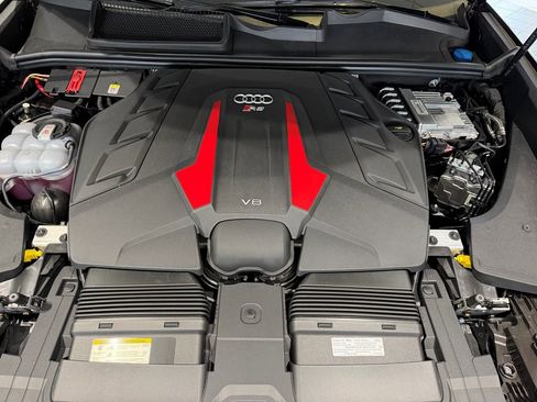 New 2026 Audi RS Q8 performance image 33