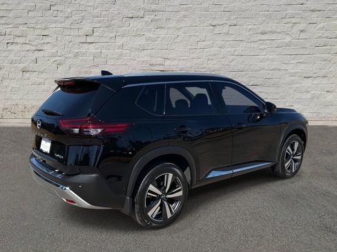 Used 2022 Nissan Rogue Platinum w/ Head-Up Display Package image 5