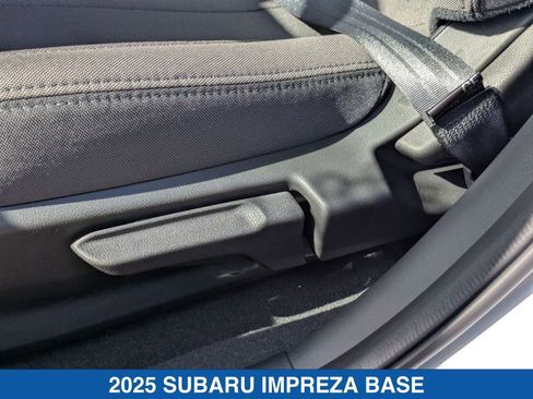 Certified 2025 Subaru Impreza 2.0i image 8
