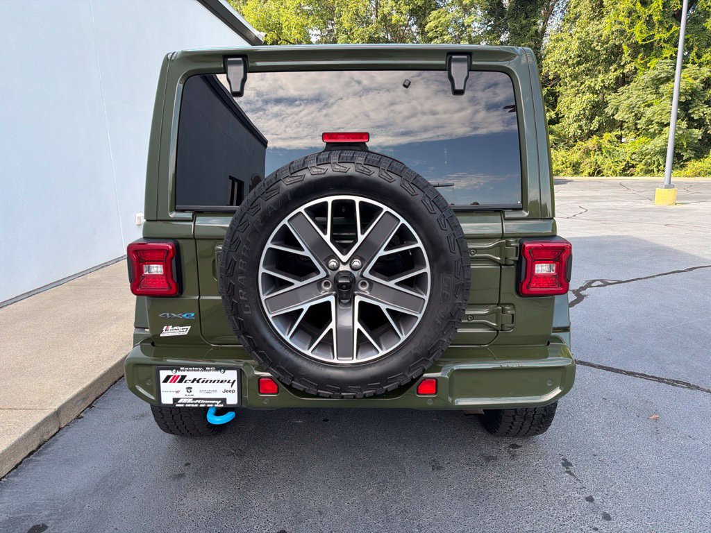 Used 2024 Jeep Wrangler High Altitude AWD/4WD image 10