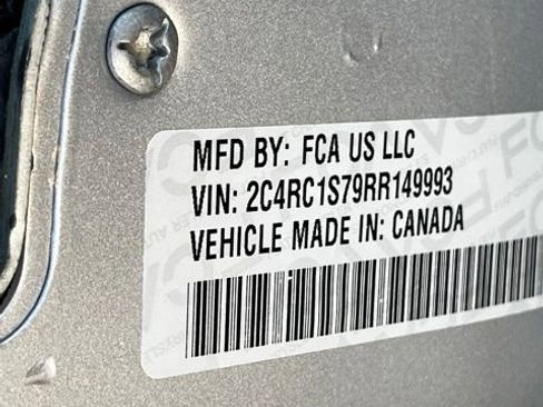 Used 2024 Chrysler Pacifica Select image 30