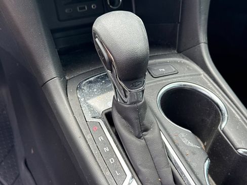 Used 2024 Chevrolet Equinox LT FWD image 31