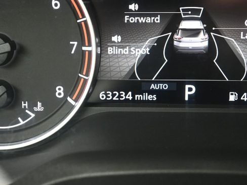 Used 2023 Nissan Rogue S AWD/4WD image 16