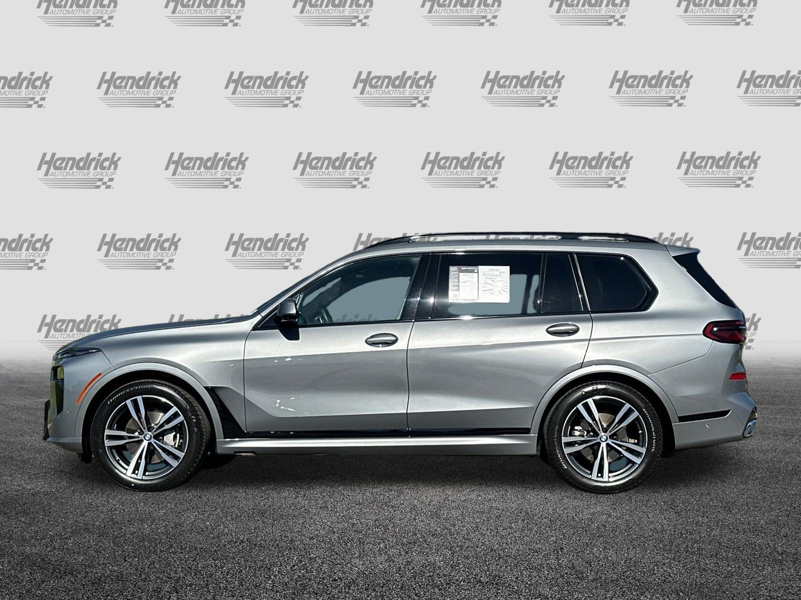 Certified 2026 BMW X7 xDrive40i w/ Executive Package AWD/4WD image 8