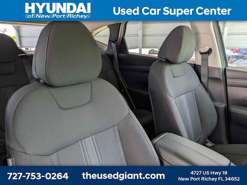 Used 2025 Hyundai Tucson SEL FWD image 6