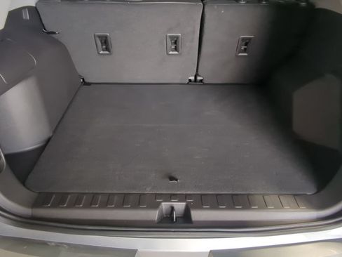 Used 2024 GMC Terrain SLT w/ Infotainment Package II AWD/4WD image 40