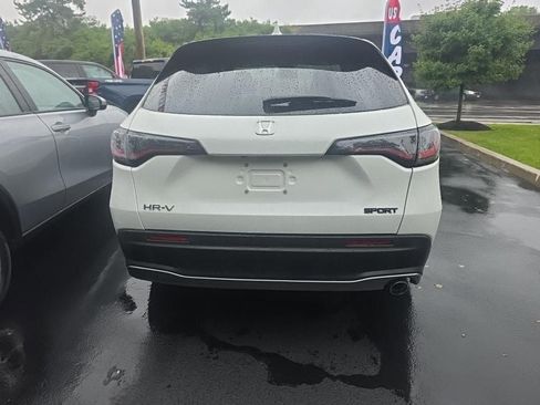 Used 2024 Honda HR-V Sport image 7