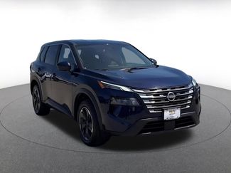 Used 2025 Nissan Rogue SV FWD video 2