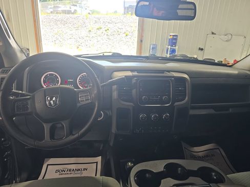 Used 2016 RAM 3500 Tradesman w/ Chrome Appearance Group AWD/4WD image 15