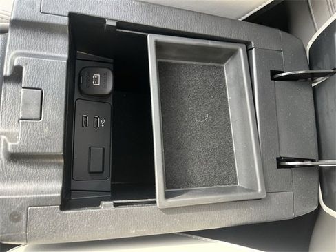 Used 2023 MAZDA CX-5 AWD 2.5 S w/ Premium Package image 19