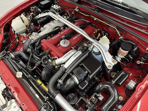 Used 2004 MAZDA MX-5 Miata MAZDASPEED image 18