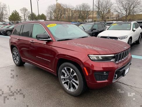 Used 2022 Jeep Grand Cherokee Overland AWD/4WD image 8