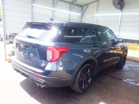 Used 2022 Ford Explorer ST w/ Equipment Group 401A image 7