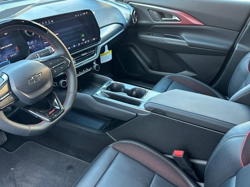 New 2025 Chevrolet Equinox EV RS image 10