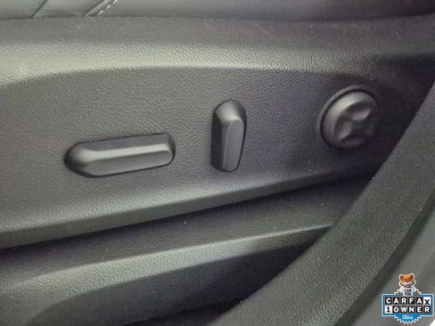 Used 2020 Buick Envision Essence FWD image 15