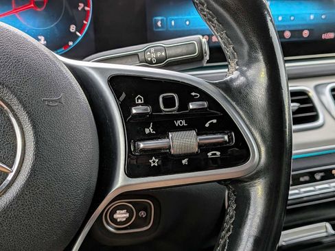 Used 2020 Mercedes-Benz GLE 350 4MATIC image 23