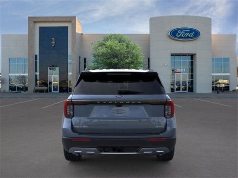 New 2026 Ford Explorer Active w/ Active Comfort Package image 5