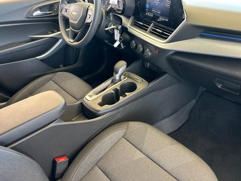 New 2026 Chevrolet Trax LS w/ LS Convenience Package image 17