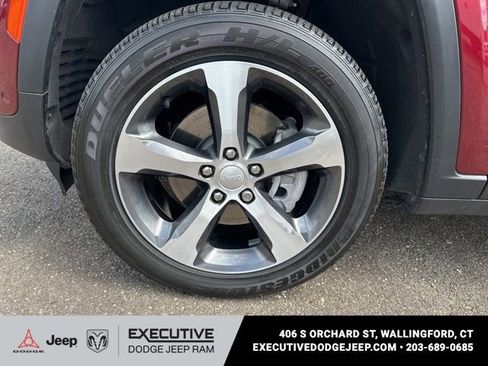 Used 2024 Jeep Grand Cherokee Limited 4xe w/ Luxury Tech Group II AWD/4WD image 16
