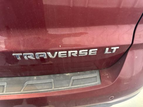 Used 2015 Chevrolet Traverse LT FWD image 13